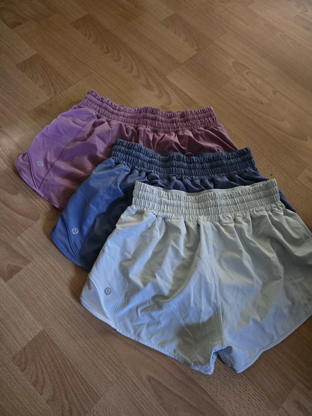 Authentic Lululemon HR 2.5 Hotty Shorts (Size 6) Lot Of 3